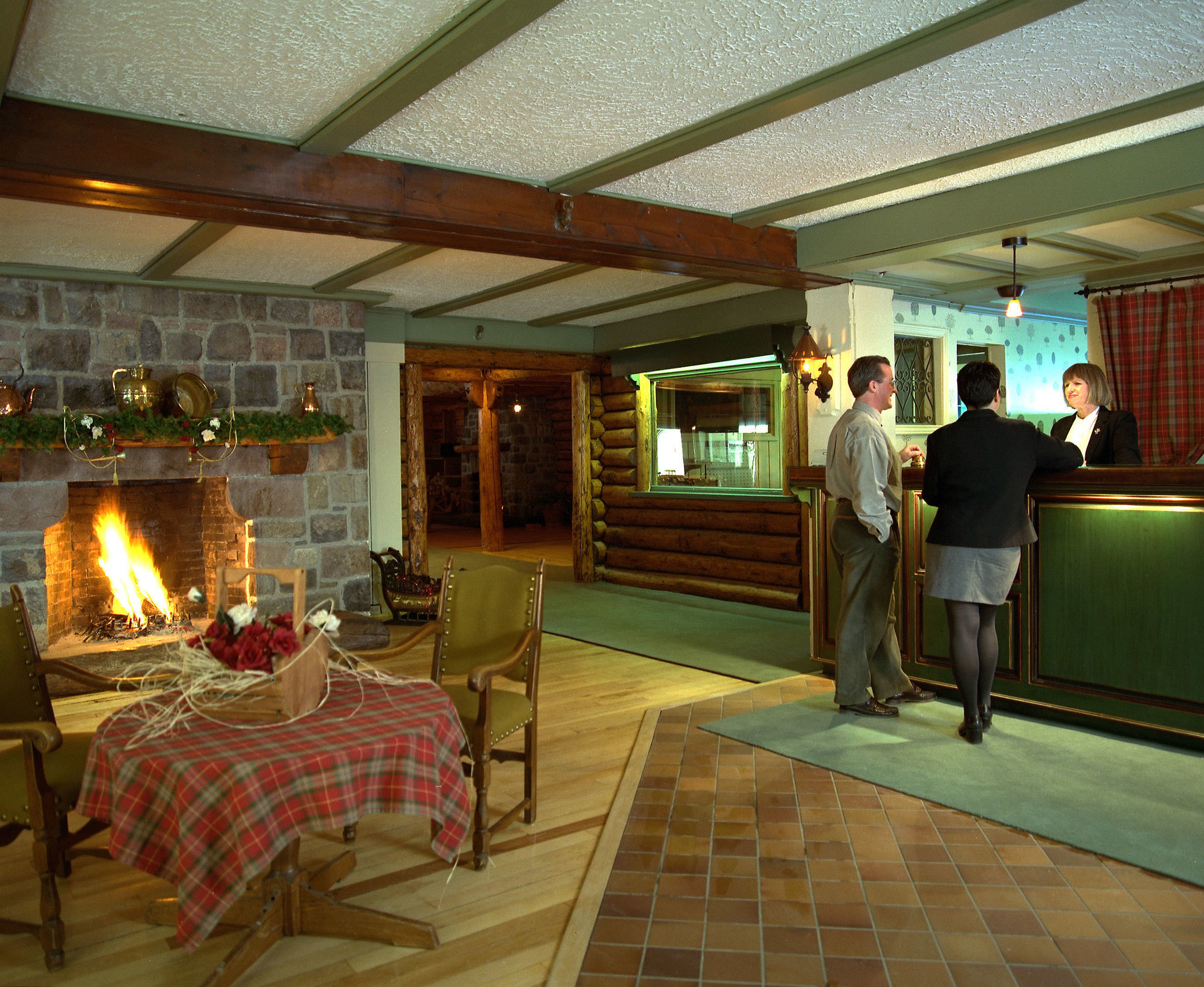 Auberge Alpine Inn Sainte-Adèle Zewnętrze zdjęcie